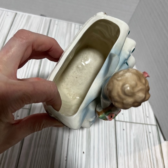 Inarco Japan E-436 ceramic girl with basket planter Cleveland Ohio - Picture 9 of 9